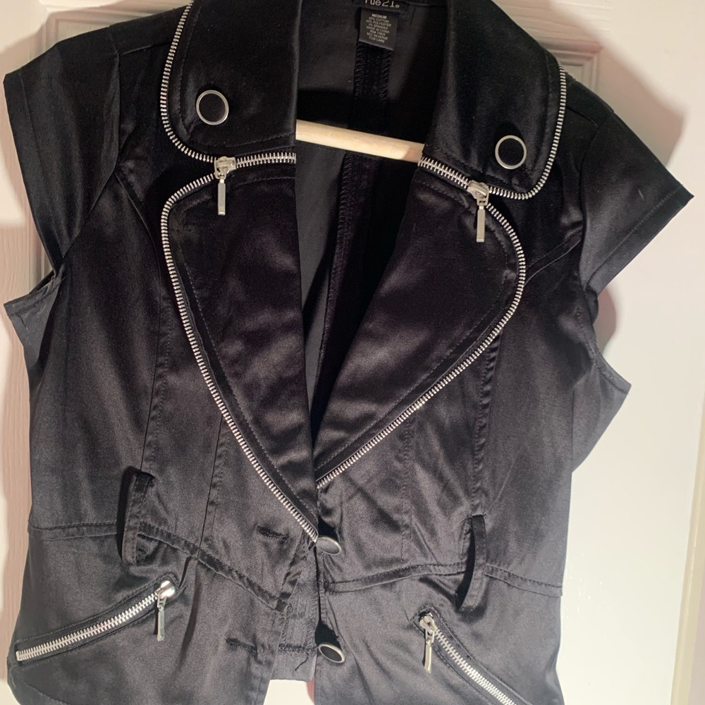 Zipper jacket